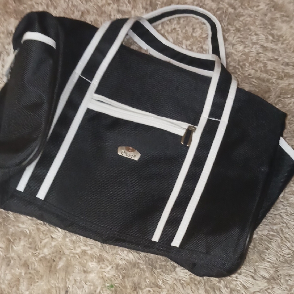 Sporty Black and White Shoulder Bag with Durable Design